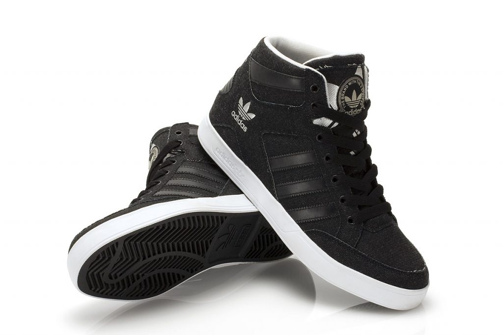 Adidas Originals y Foot Locker te presentan la colección de Sneaker Caddy para esta primavera Viste-m Personal Shopper
